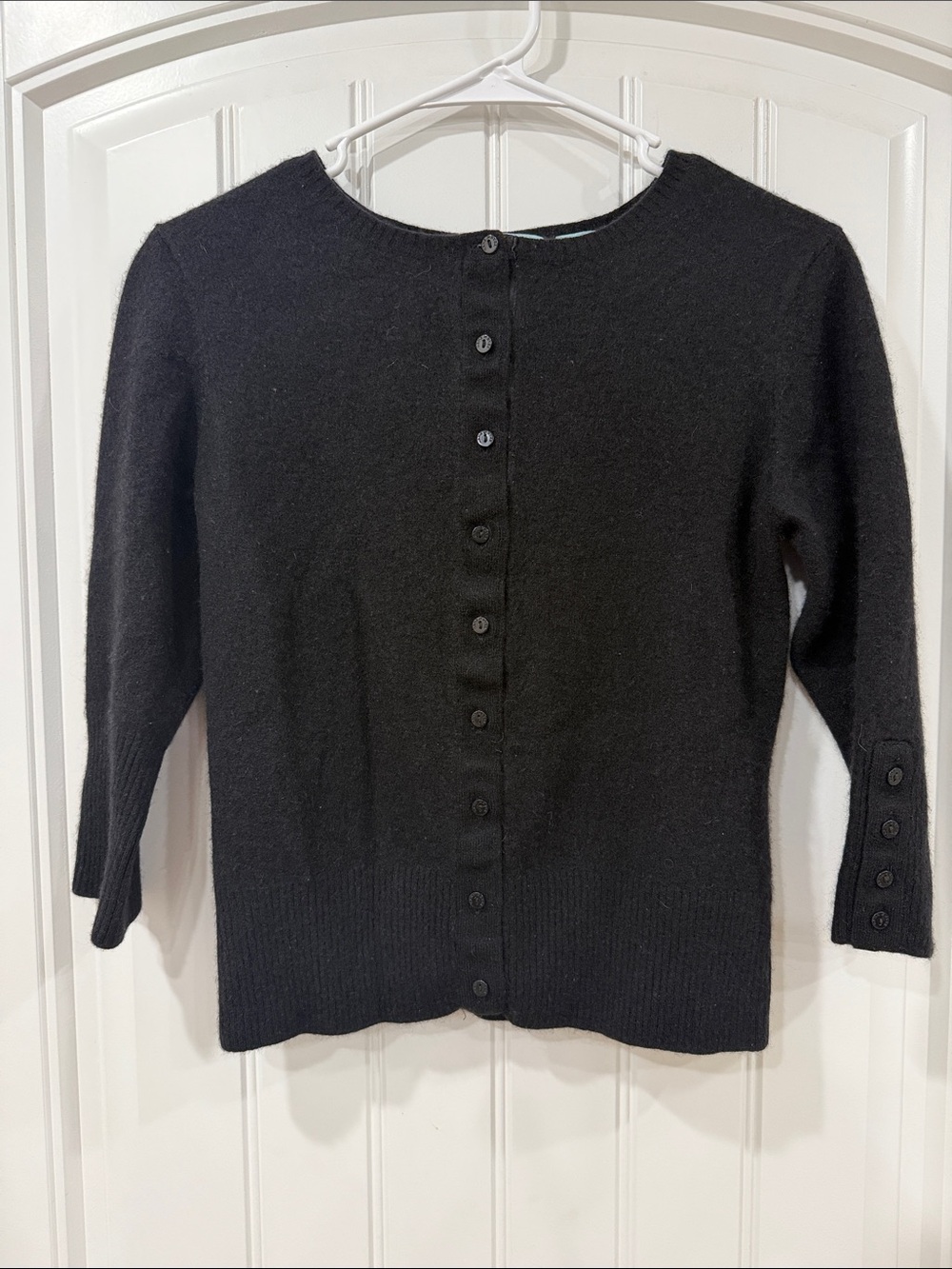 Button-Back Black Women’s Cashmere Cardigan Sweater - Picture 1 of 6